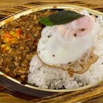 いかり - ガパオライス702円（税込）