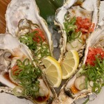 炭火とうまいもん 暁 - 生牡蠣