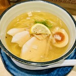 龍旗信 - 鶏塩ラーメン１２００円
