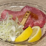 焼肉 BASE 架 - 