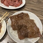焼肉 ジャンボ - 