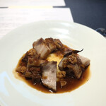 セルサルサーレ - （前菜2）加賀蓮根のコンフィ 自家製ベーコン ドライトマトソース