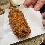 吟魚のはなれ  吟チロリ - カニクリームコロッケ