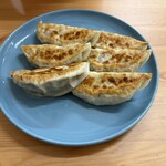 肉汁うどん なぎさ - 餃子6個入り