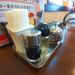 祭麺堂 - 卓上調味料