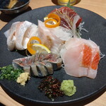 青ヶ島屋 - 刺身盛り合わせ