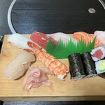 扇矢 素旬 - にぎり各種 盛り合わせ