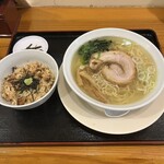 新宿めんや風花 - 