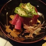 鶴に橘 - 本まぐろのお造り 磯醤油で