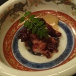 鶴に橘 - 蛸の柔らか煮 無花果のソースで