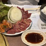 焼肉・ｽﾃｰｷ みーとがぁでん - 