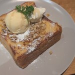 Toaster Bread Cafe&Champagne Bar - 