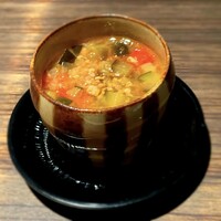 和 is 魯菴 - 