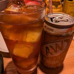 居酒屋 ヨーテル - ルートビア割は独特の味わい。