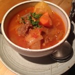 やはり美味いボルシチ！