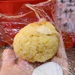 道後たま屋 - みかんおにぎり　378円