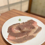 全席個室居酒屋 国産和牛肉寿司と海鮮 とろけ酒場 赤羽店 - 