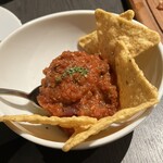 マルゴ 四谷 - ラムと豆のチリコンカン。