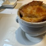 シェ・スガヤ - 【オニオングラタンスープ】