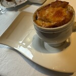 シェ・スガヤ - 【オニオングラタンスープ】