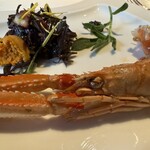 シェ・スガヤ - 【海苔とトマトの魚ソースキャビアの海老、
      イタリアの手長海老】