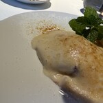 シェ・スガヤ - 【洋梨の赤ワイン煮、グラタン仕立て】