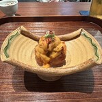 廣澤 - ◆帆立の湯葉揚げ 
      雲丹　乾燥させた梅のフレーク　山葵
      廣澤さんの帆立+湯葉+雲丹の組み合わせ。好きです♡