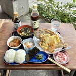 こまめ食堂 - 棚田のおにぎり定食