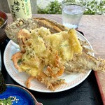 こまめ食堂 - 地魚の唐揚げ&野菜のかき揚げ