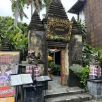Made's Warung - 