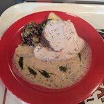 クイーン・オブ・ハートのバンケットホール - 