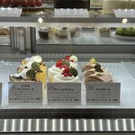 ラ・フィーユ 一之江店 - ショーケース