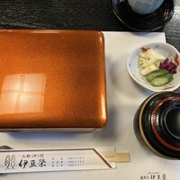 鰻割烹 伊豆栄 本店 - 