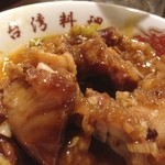 台湾料理 香味館 - 豚足煮込み＼(^o^)／
            食い散らかした豚足で、ごめんなさいm(_ _)m
            ぷりぷりで美味しかったです(^_^)v