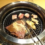 焼肉きんぐ - 2014年11月　無煙グリル