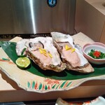 魚寅鮨 - かなり粒は大きいですよ