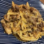 トラットリア･ラ･フォンターナ - ゴロンと牛塊(スネ肉？)入り