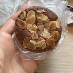 パンの店エラブル - アーモンドタルト