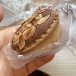 パンの店エラブル - アーモンドタルト