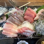 めしや　大磯港 - 