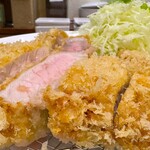 熟成豚 かわむら - リブロースかつ(210g)アップ