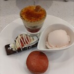 fruits peaks - ナッツのブリュレ 桃のシャーベット マカロン 無花果のブラウニー