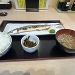 海の幸ふるまいセンター - サンマ塩焼き定食¥880