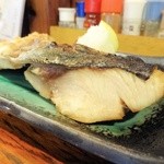 居酒屋くろ兵衛 - ぶりカマ焼き