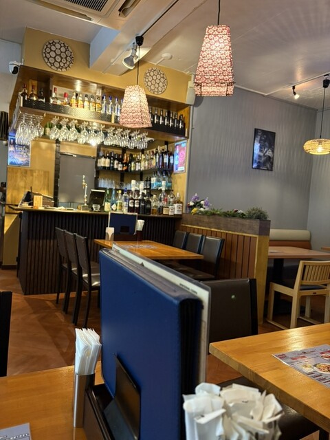 Bhatti station photo 4