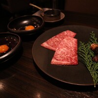 焼肉うしごろ 銀座並木通り店 - 松茸とザブトンのすき焼き
