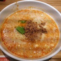 個室中華 頤和園 溜池山王店 - 名物 担担麺