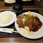 グリル ロン - Bセット　鶏の唐揚げ(２個)トッピング