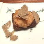 廣澤 - エビのすり身とトーストを揚げたもの、トリュフ