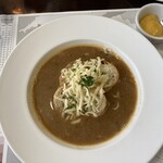 ポワソンルージュ - 魚の裏漉しスープ